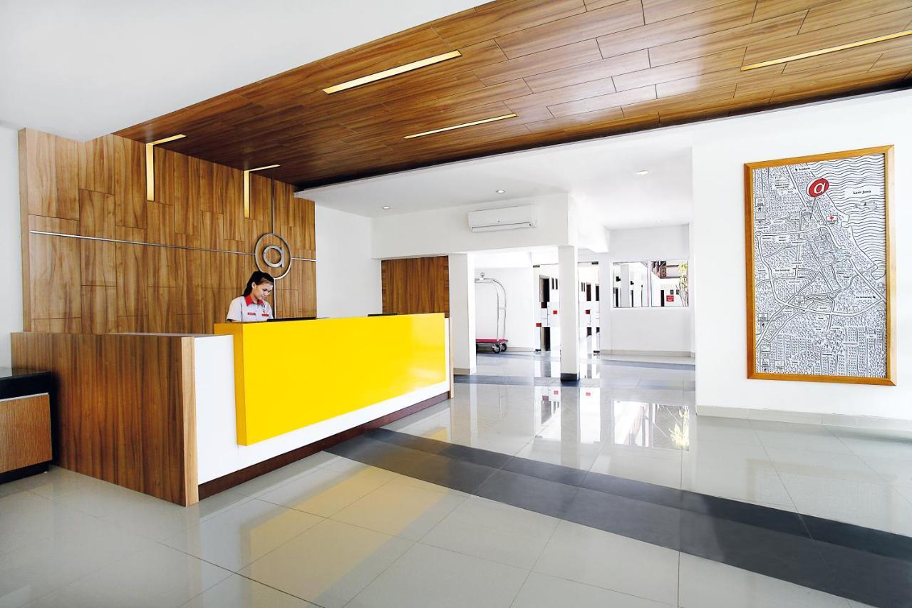Amaris Hotel Cirebon Exteriör bild