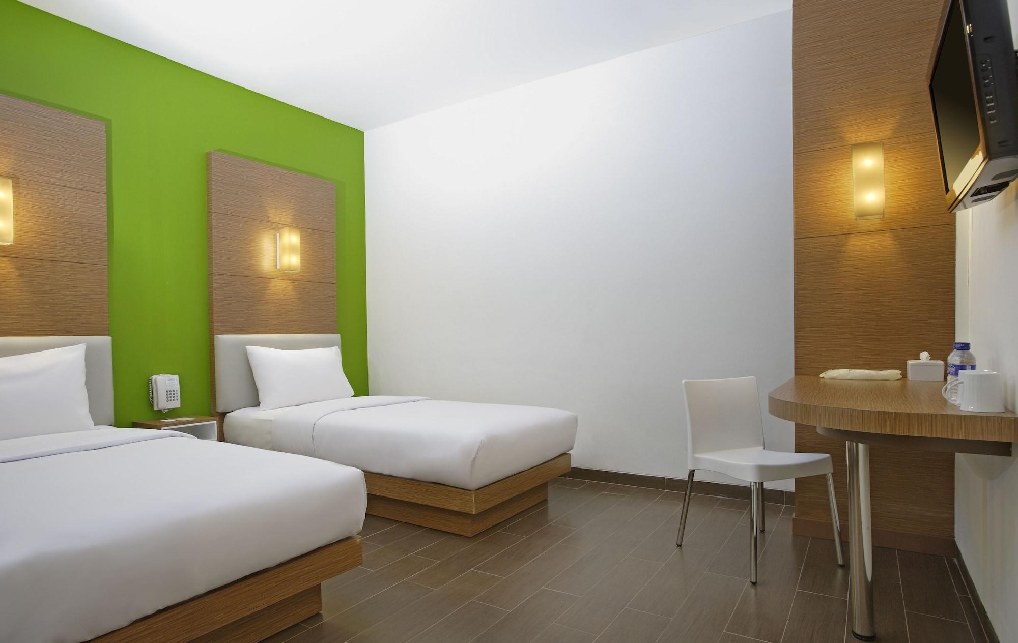 Amaris Hotel Cirebon Exteriör bild