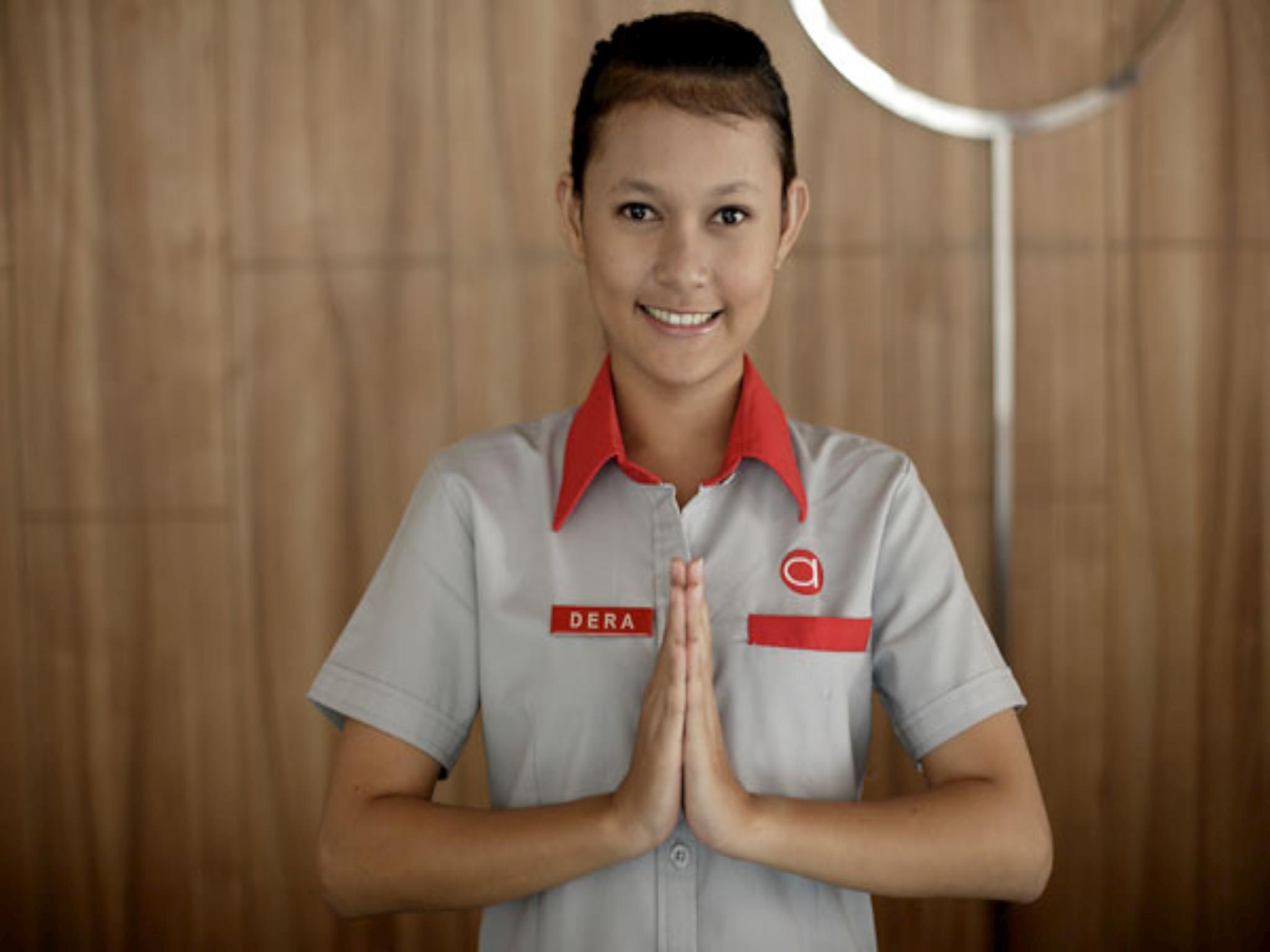 Amaris Hotel Cirebon Exteriör bild